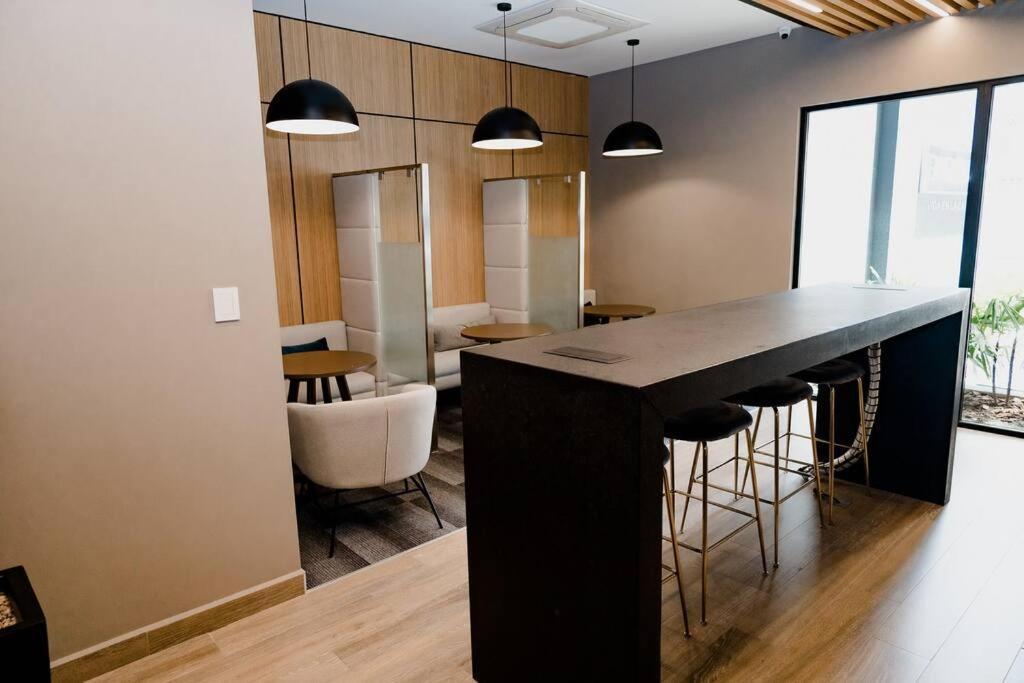 Apartamento De Lujo En Zona 10 Guatemala City Ngoại thất bức ảnh